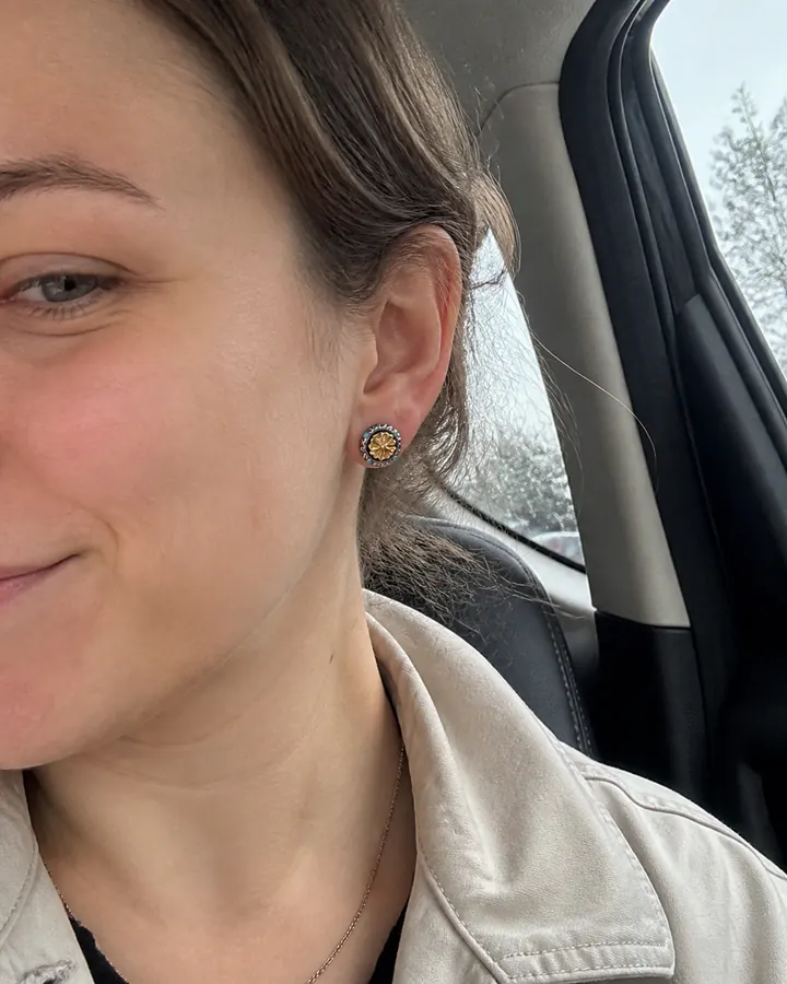 SEVAIN community wearing Gesang Flower Studs