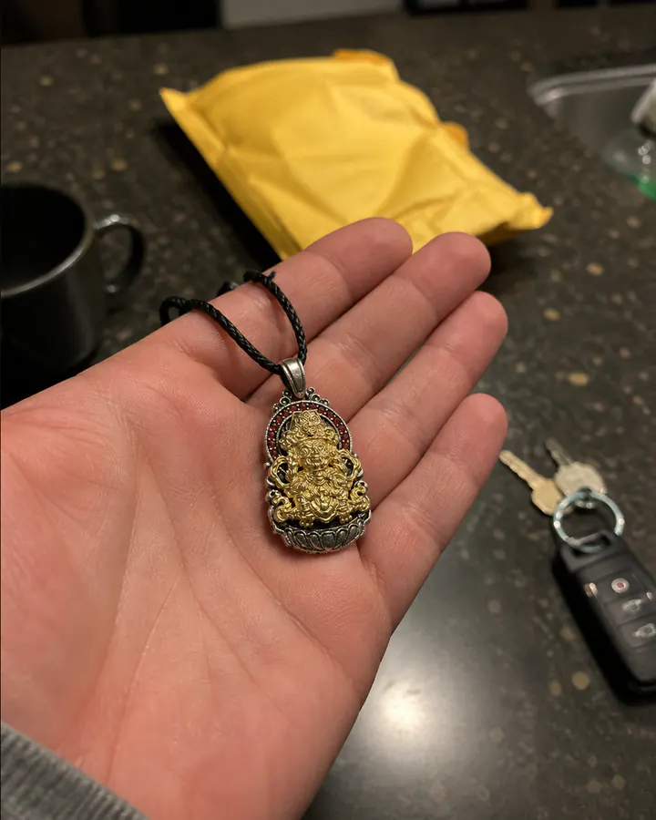 SEVAIN community wearing D1007-S Zakiram Pendant